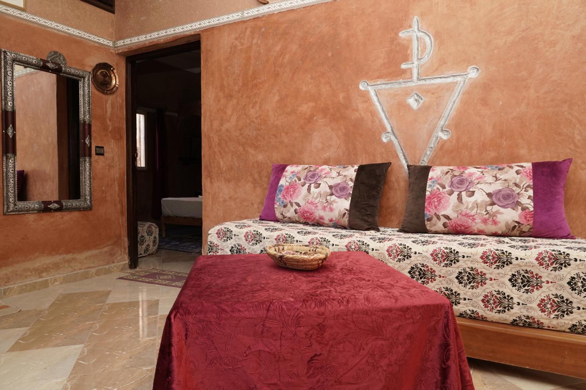 Chez Manar Hotel Ajt Benhaddu Kültér fotó